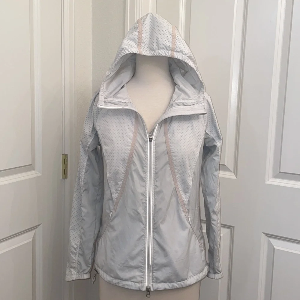 ATHLETA white hooded windbreaker jacket in women’s XXS - Picture 3 of 15